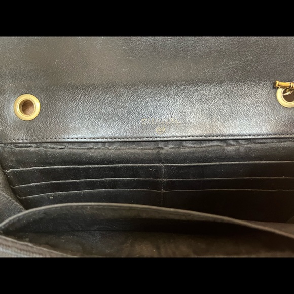 Chanel Timeless Wallet on Chain - Picture 12 of 16